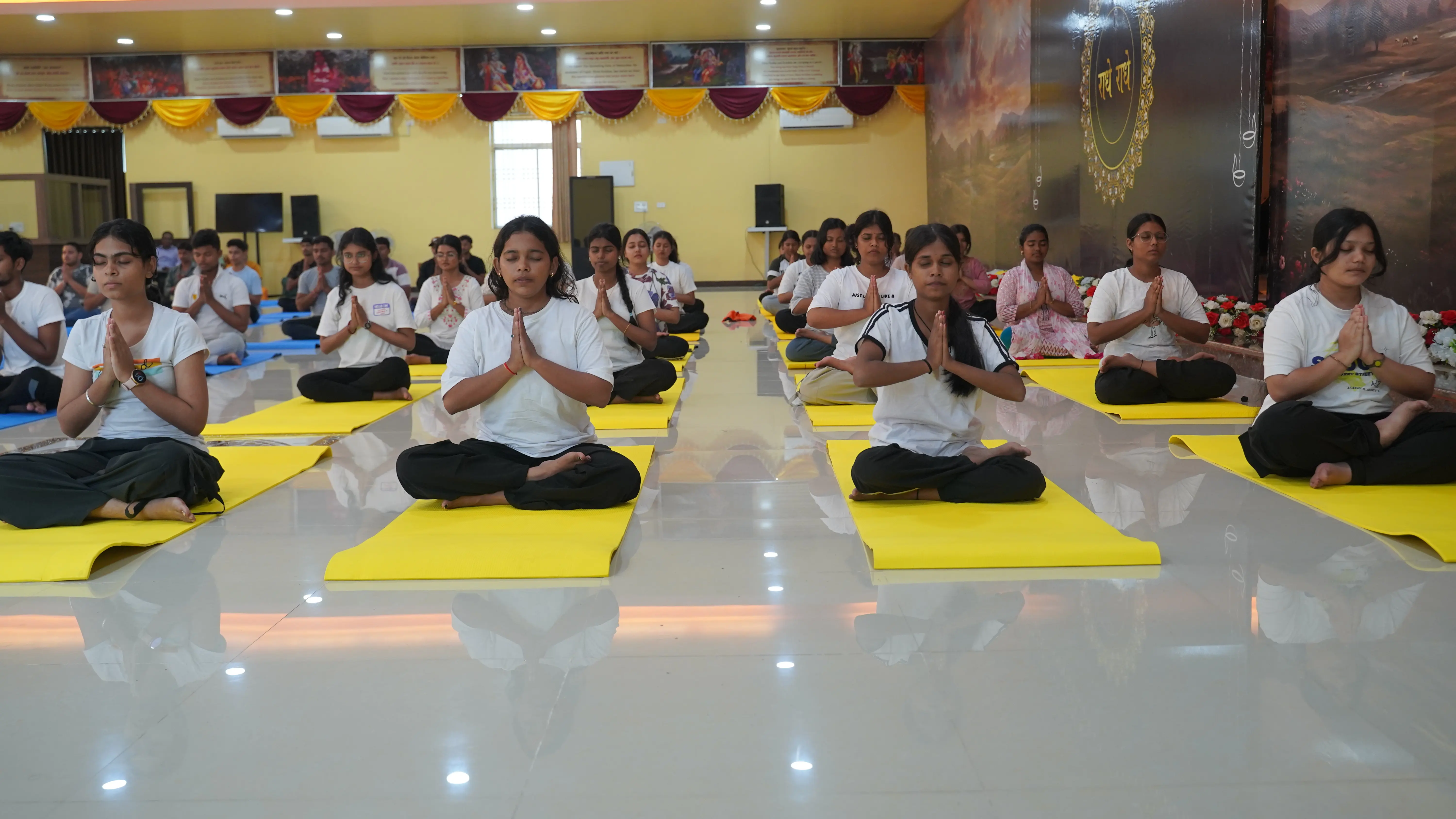 Yoga and Mindfulness Sessions at JKU
